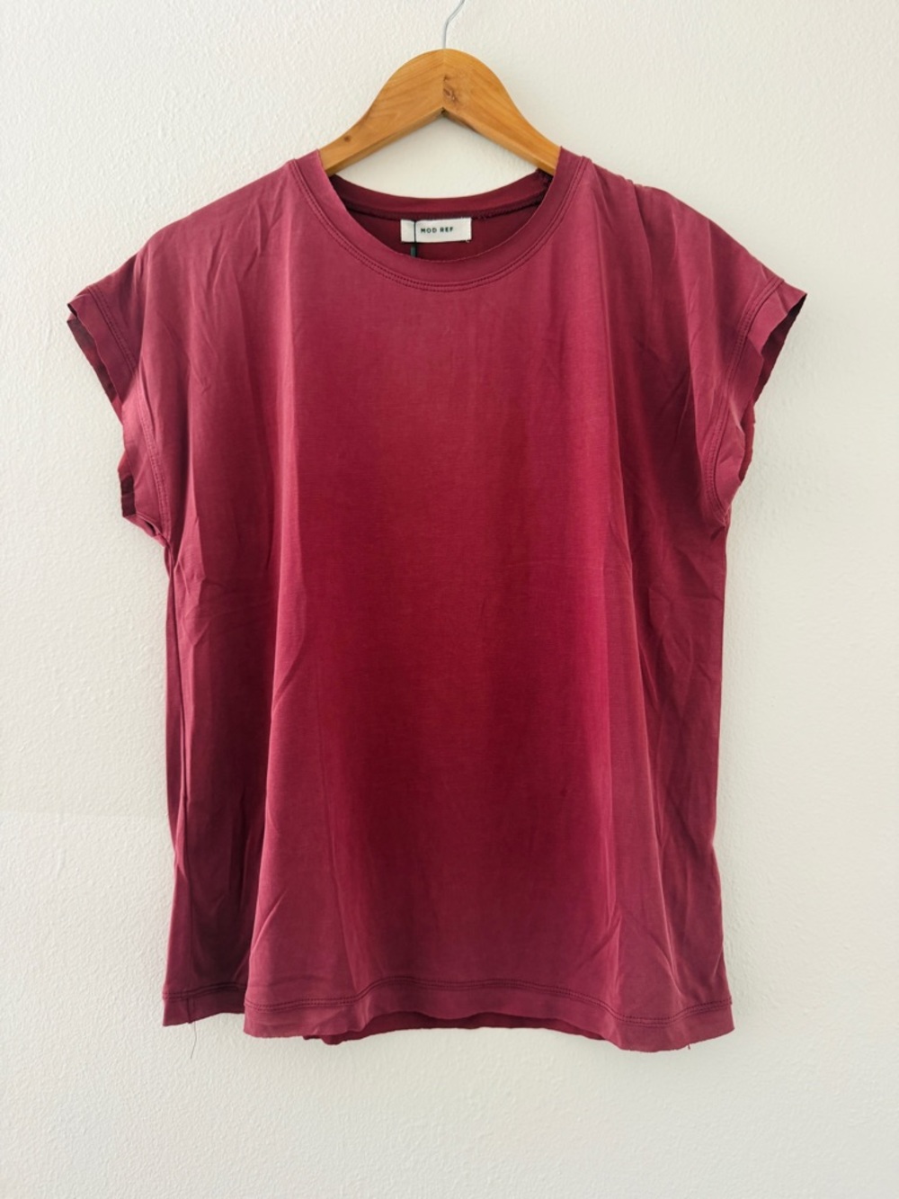 NWT Mod Ref X Short Story Short Sleeve Tissue Tee - Burgundy Red